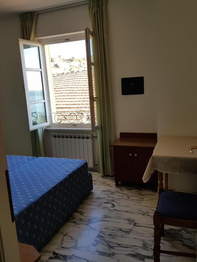 La Villetta Appartamenti Per Vacanze Finale Ligure Ngoại thất bức ảnh